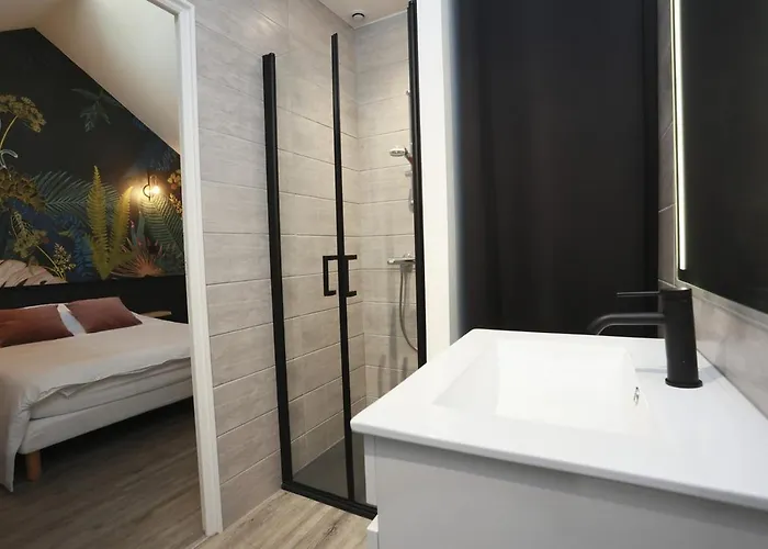 Дом отдыха Maison La Cassine - Centre La Fontaine - Proche Zoo *