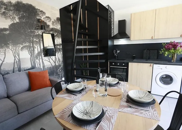 Maison La Cassine - Centre La Fontaine - Proche Zoo Дом отдыха *